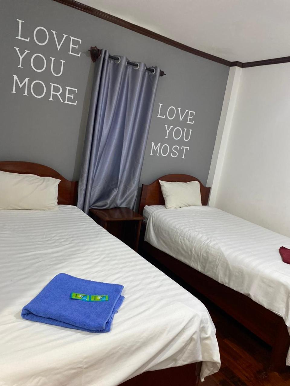 Davika Hotel Vientiane Extérieur photo