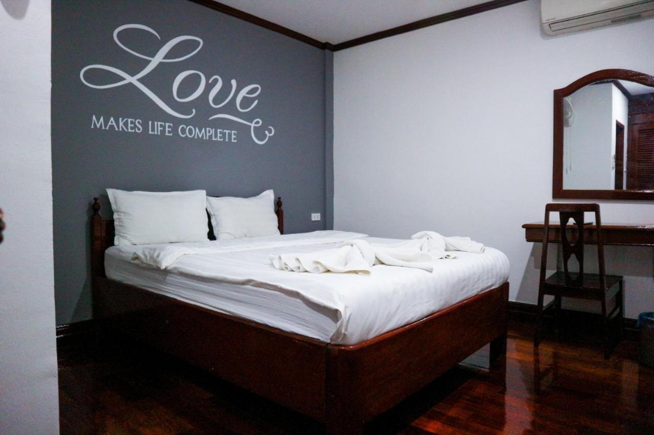 Davika Hotel Vientiane Extérieur photo